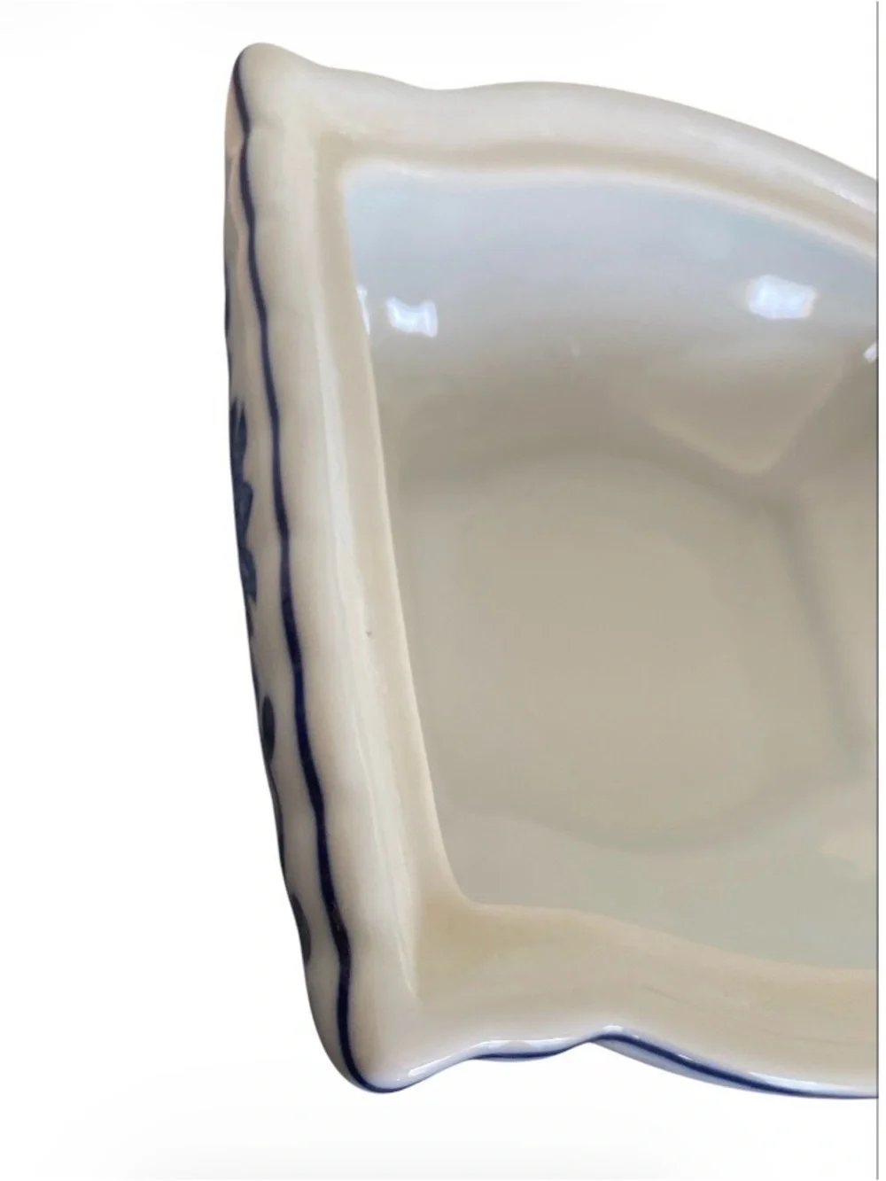 Vtg Bombay Co Blue And White Porcelain Covered Dish Chinoiserie Floral Design